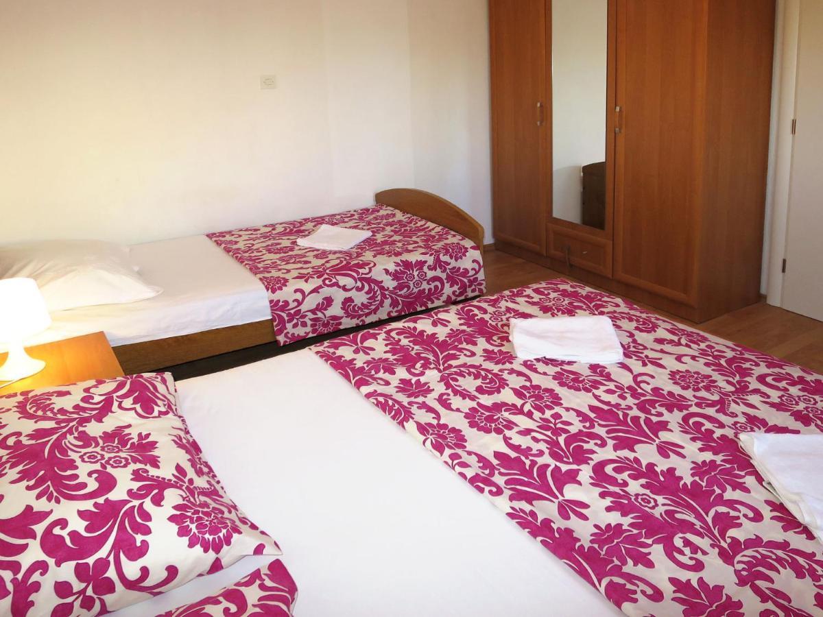 Apartment Klaric-1 By Interhome โตรกีร์ ภายนอก รูปภาพ